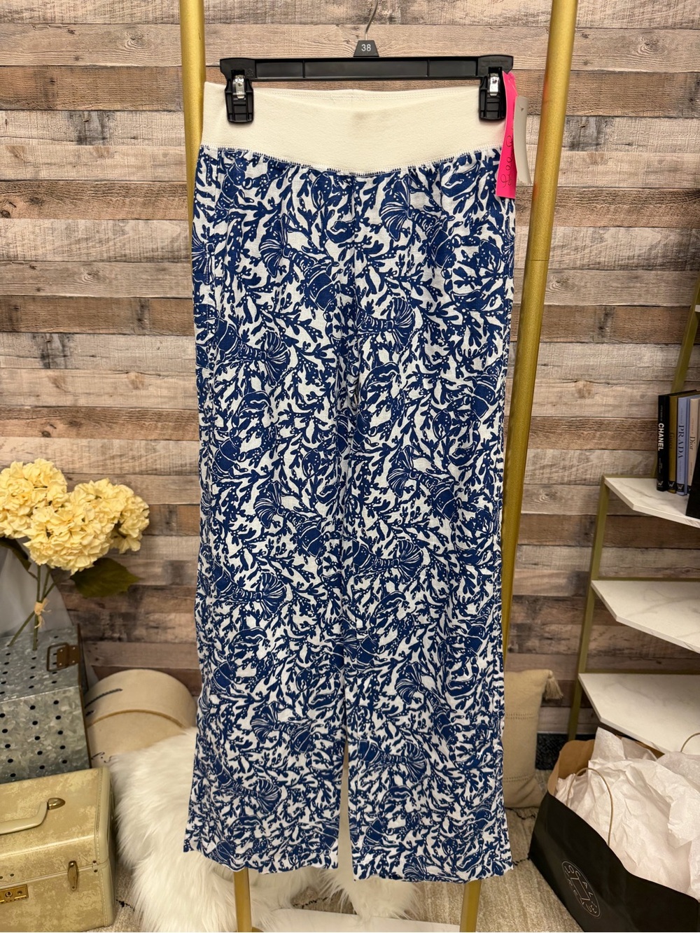 NWT Lilly Pulitzer Navy & White Floral Print XXS